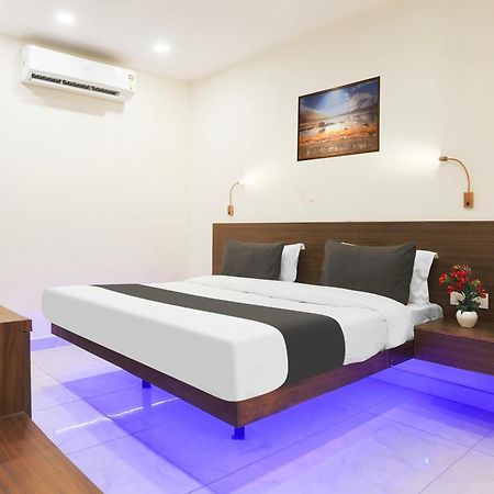 ホテル Super Townhouse Vikaspuri デリー エクステリア 写真