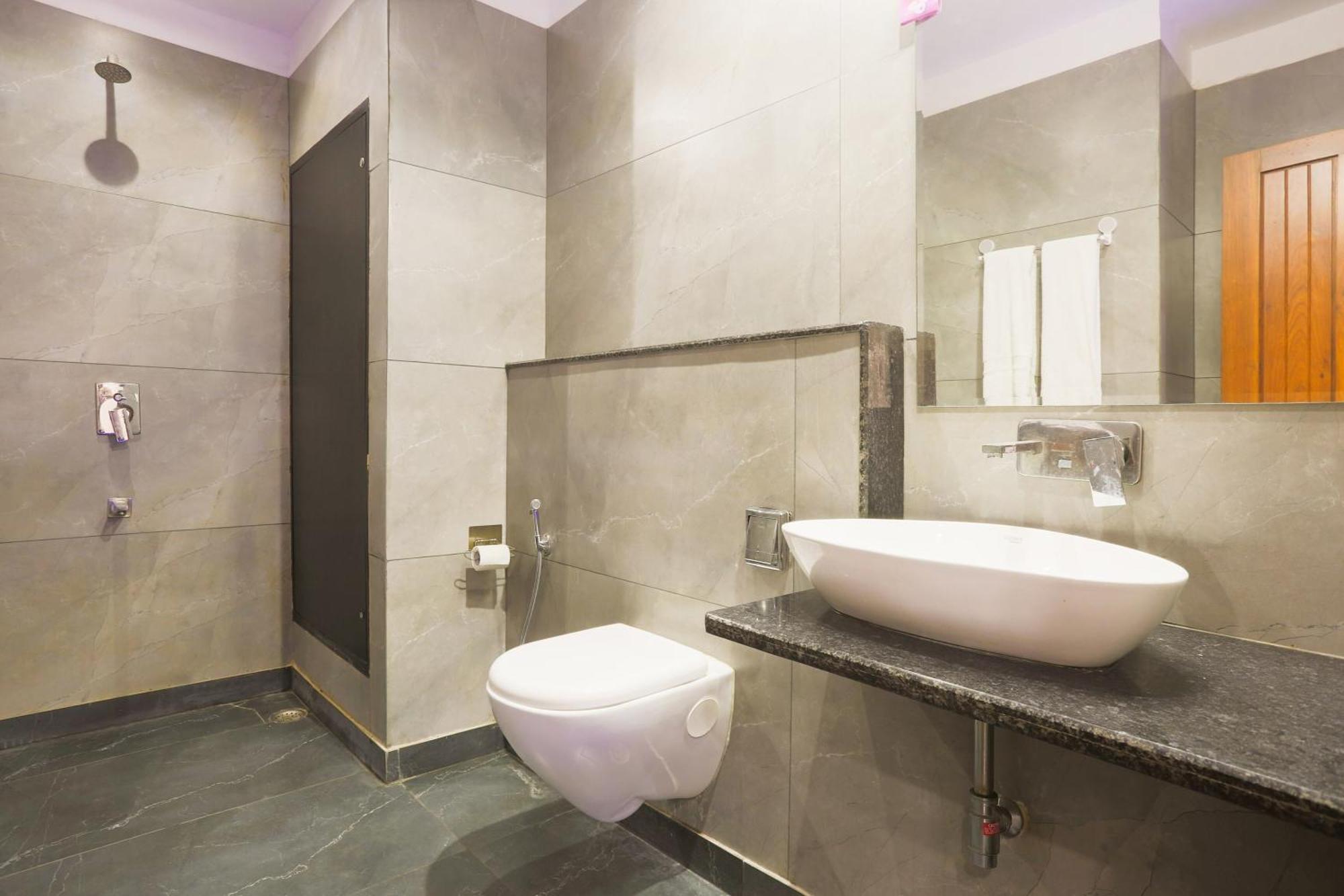ホテル Super Townhouse Vikaspuri デリー エクステリア 写真